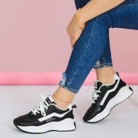 Sport shoes