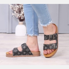 Louis Vuitton slippers