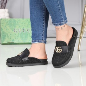 Gucci slippers