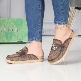 Gucci slippers