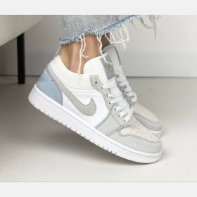 Nike shoes (grey)