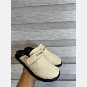 Slippers Louis Vuitton